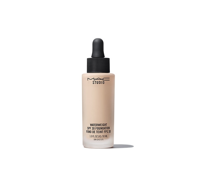 Mac express makeup in 30 - Express Make-up in 30 minutes (£20), a personalised make-up demonstration focusing on on key area of the face.