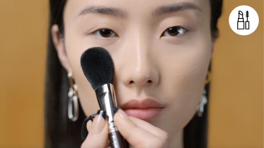 BOOK A MAKEUP SERVICE