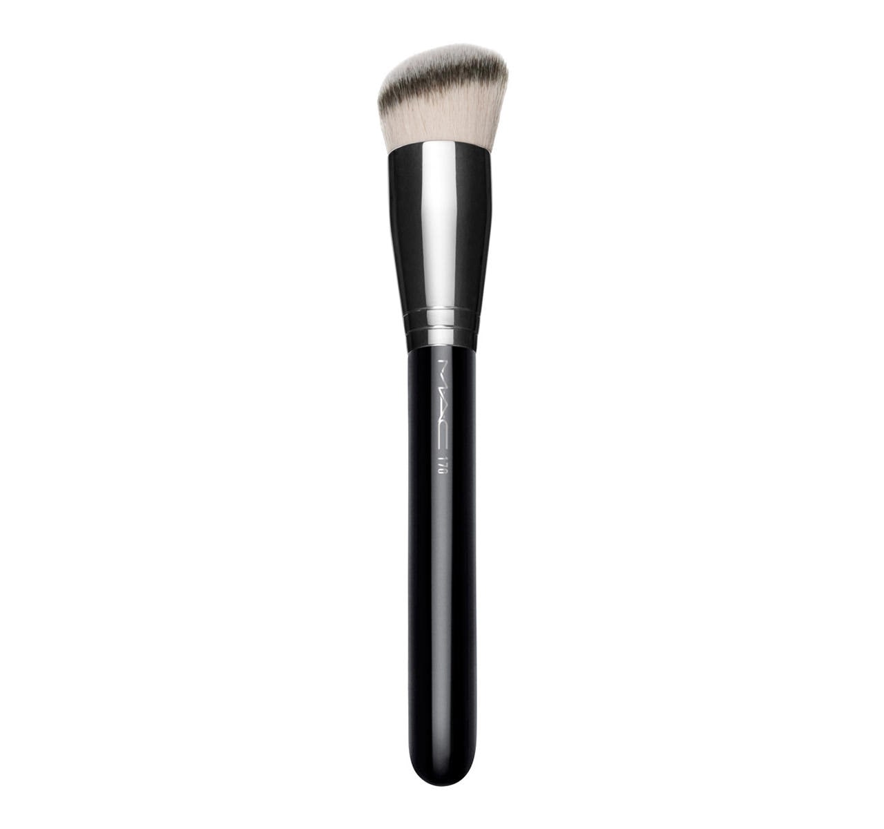 M∙A∙C 170S Brush Rounded Slant Foundation Brush M∙A∙C Cosmetics